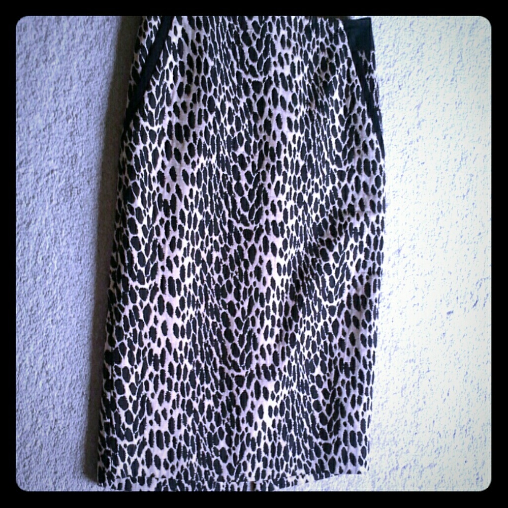 Leopard print skirt